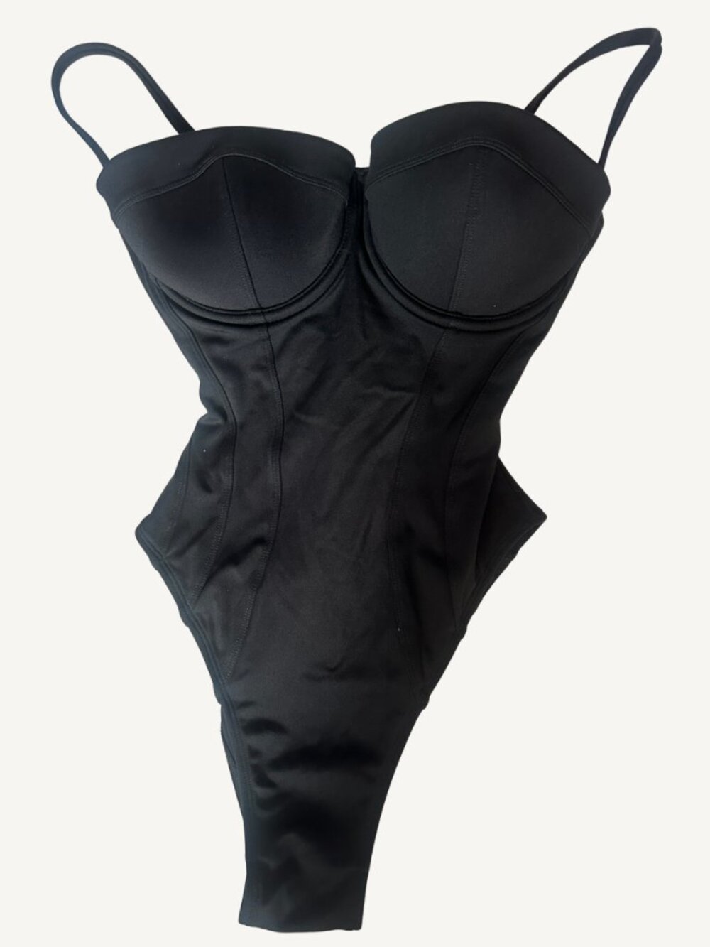 NWT TA3 Shaping Swimwear 'Hi Cut Pushy' Size XXS Short D/DD in Black